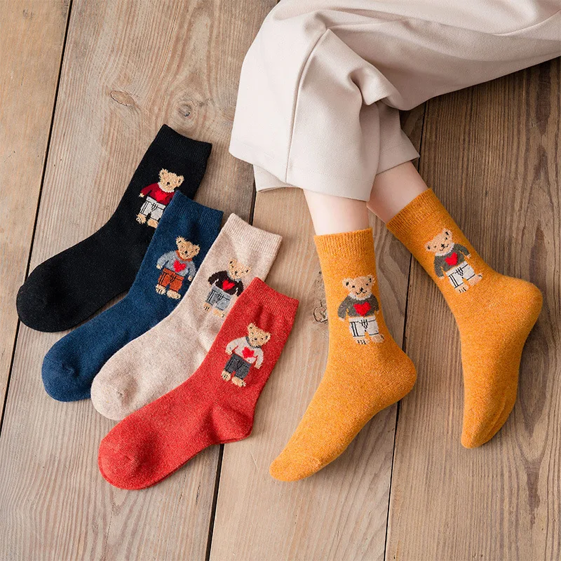 

Носки с мультяшным медведем, женские осенне-зимние толстые теплые носки, дизайнерские модные женские носки в стиле Харадзюку