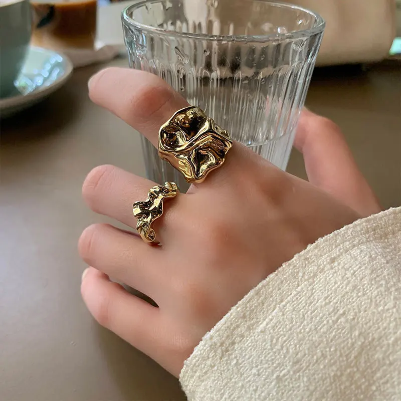 

2022 Fashion Irregular Geometric Twisted Wave Textured Metal Opening Adjustable Finger Ring For Women Party Jewelry Accessories
