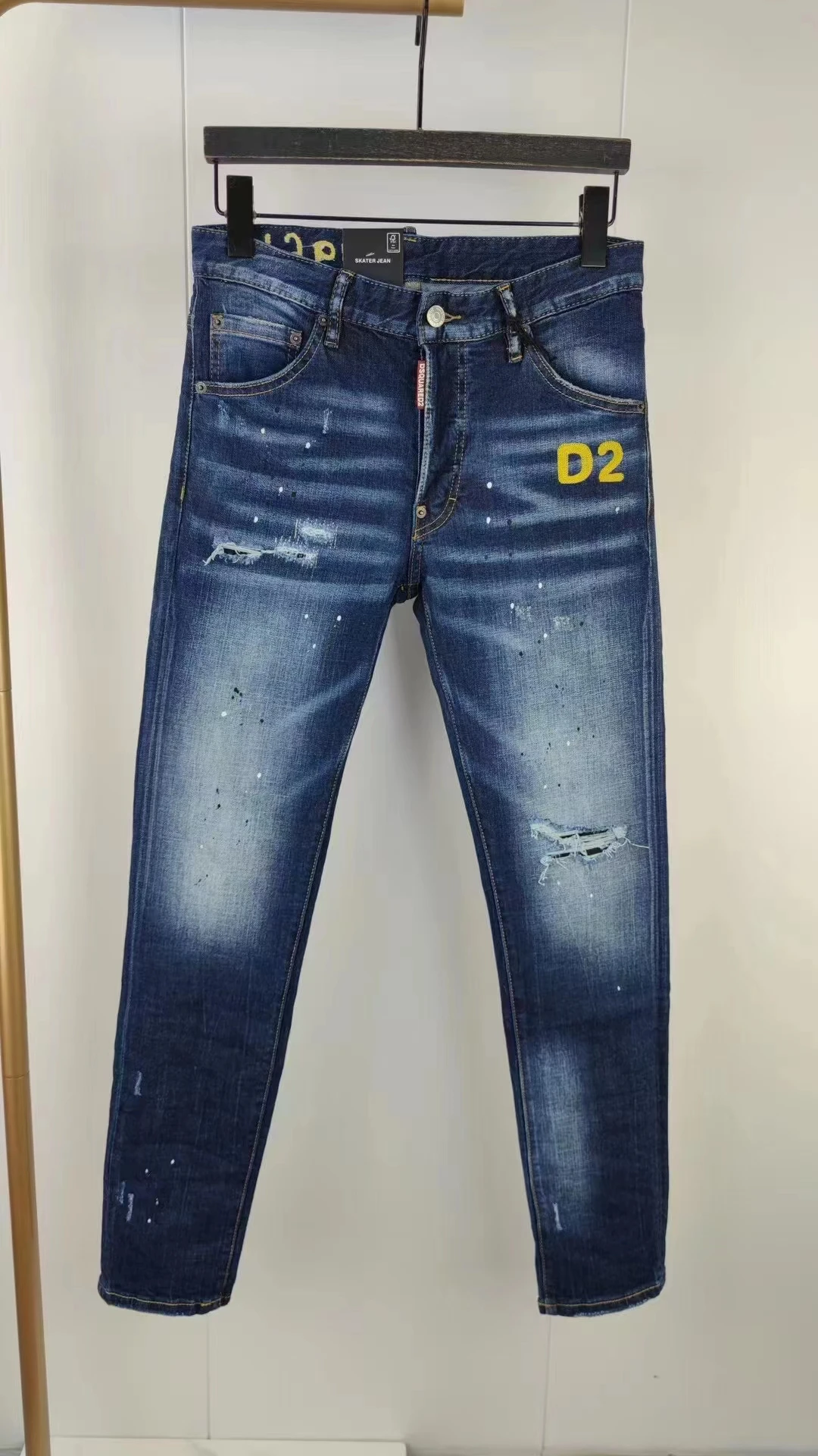 

Новинка 2022, модный бренд Dsquared2, мужские потертые, изношенные, рваные, с рисунком пятна, мотоциклетные джинсы N9626