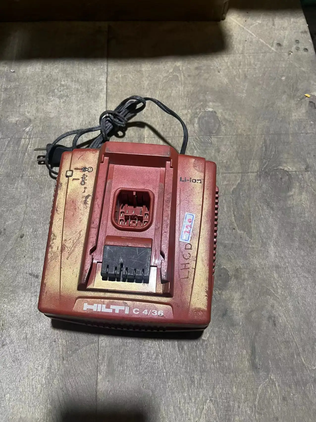 

Hilti C4/36 ,6 3 - 36V Li-Ion Charger ,USED,SECOND HAND
