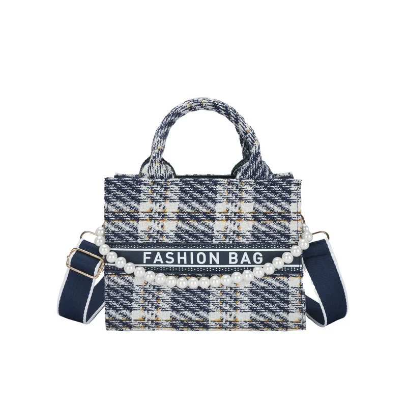 Lazy fashion bag 2022 new simple Korean version one shoulder armpit bag large capacity lattice handbag