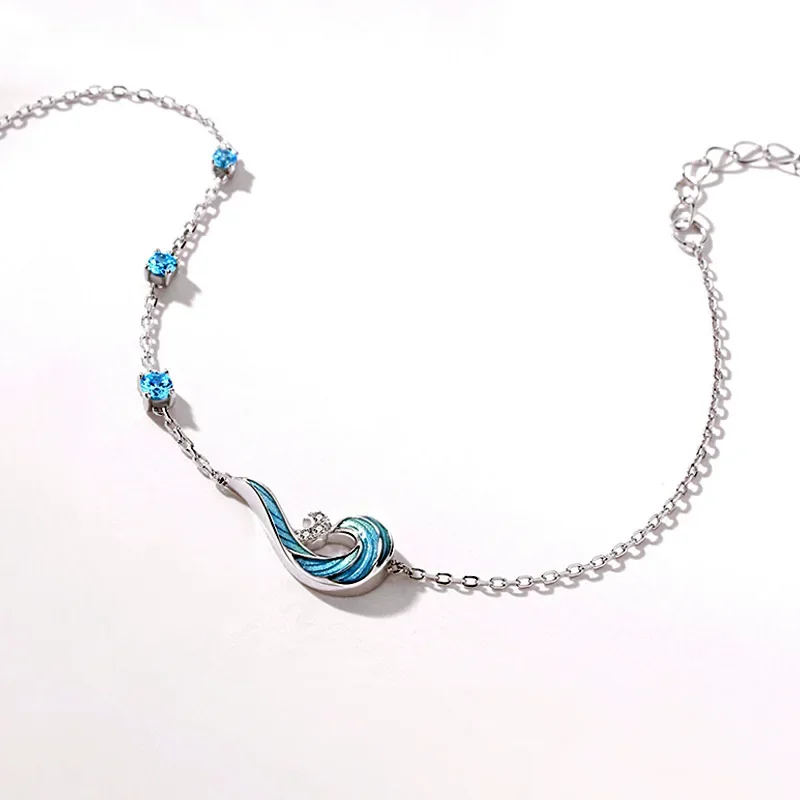 2024 новый креативный волнистый браслет женский гипоаллергенный металлический