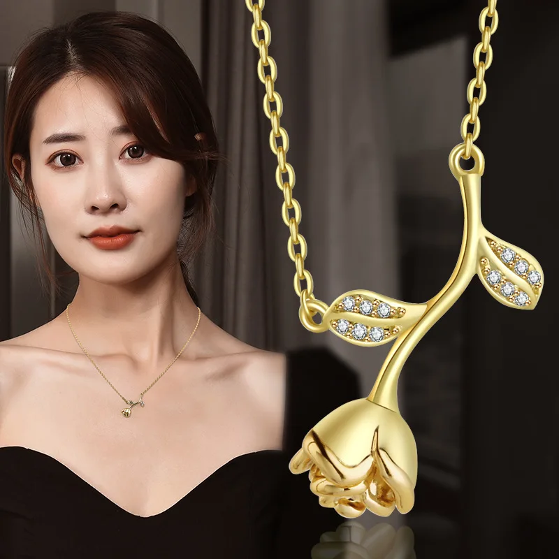 

Korean Fashion Rose Flower Pendant Necklace Ladies Simple Clavicle Chain Artificial Rhinestone Inlaid Accessories Gift Jewelry