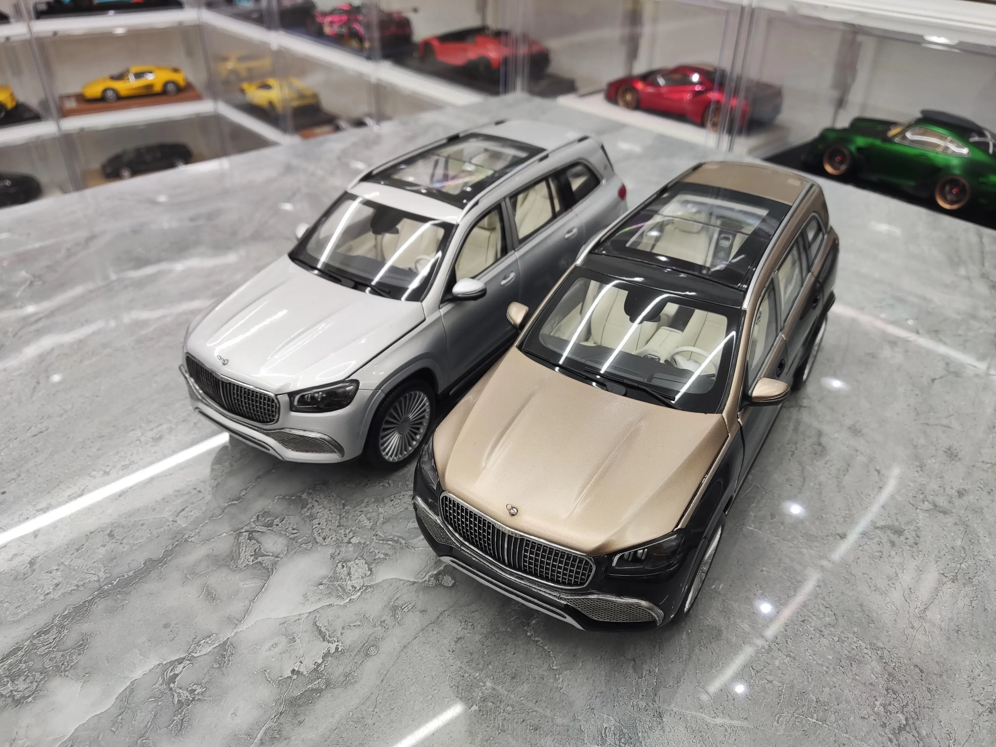 Коллекция моделей автомобилей Mercedes Maybach GLS 600 1 18