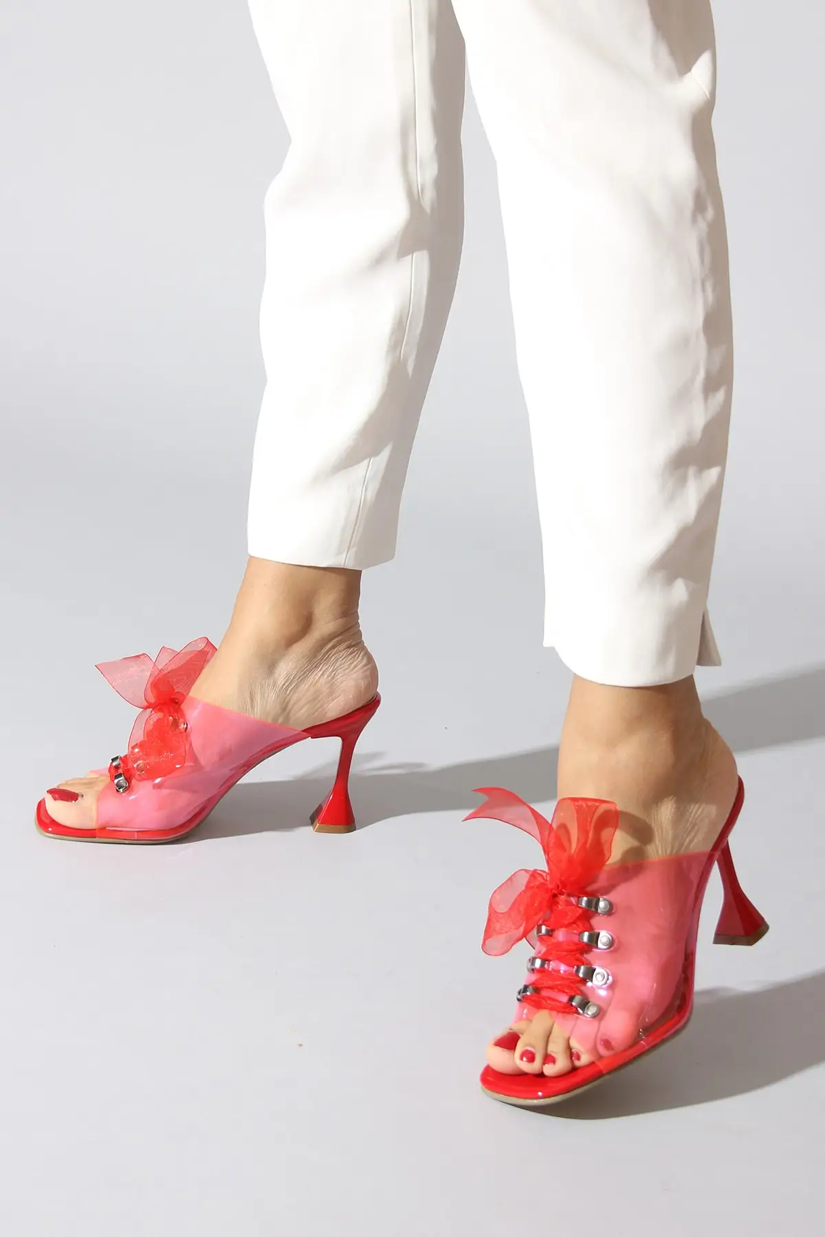 Red women slippers 720.00001352.11.311