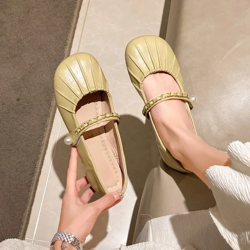 2024 новая женская обувь удобная на мягкой подошве в стиле ретро плоской модные