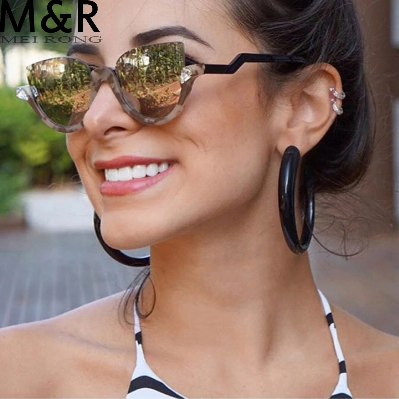 

Fashion Half Frame Cat Eye Luxury Diamond Sunglasses Women Gradient Mirror Eyewear Vintage Men Anti-Blu-Ray Glasses Frame
