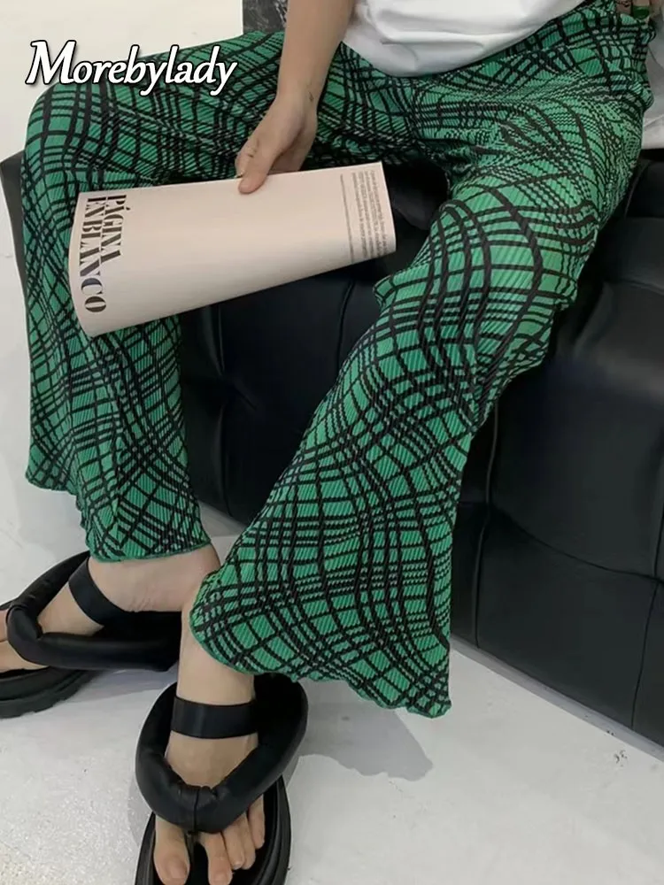 

Morebylady Streetwear Plaid Elastic Waist Straight Pants Women Green Cool Korean Style Pleated Trousers Femme Summer Autumn