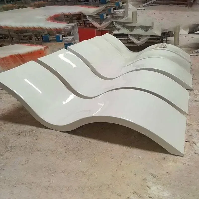 Простой современный шезлонг для бассейна на открытом воздухе стул из