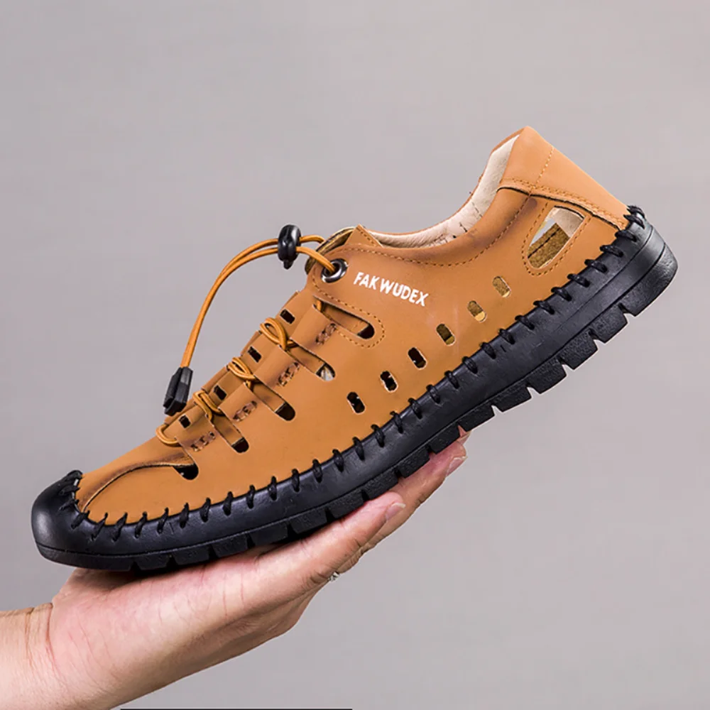 

New men's sandals, summer hollow sandals, Baotou clogs, soft-soled beach shoes, casual men's shoes