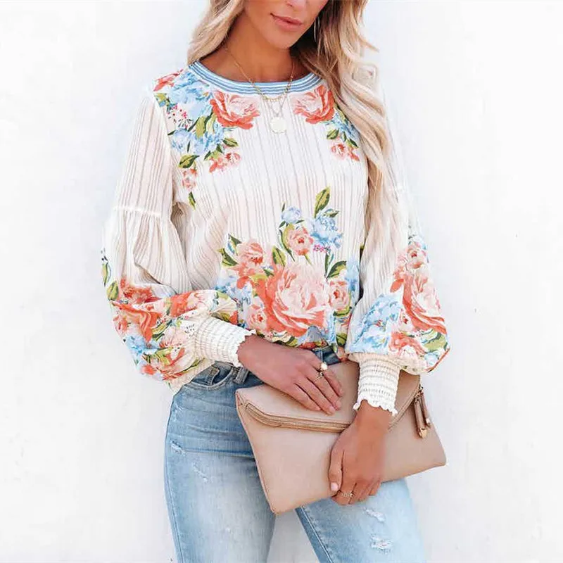 

Блузка женская с цветочным принтом, круглым вырезом и рукавами-фонариками