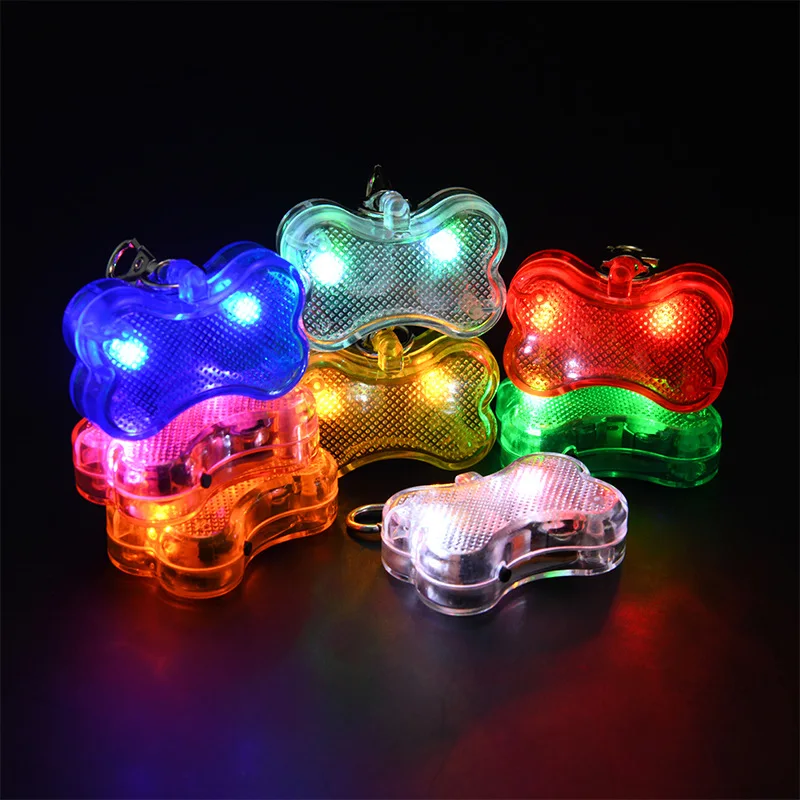

Night Glow Pendant for Dog Puppy LED Pet Dog Glowing Night Safety Decor Ornament Pet Warning Light In Night