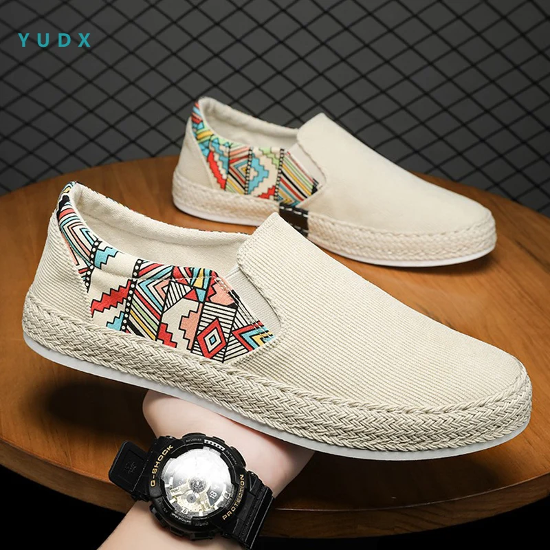 

2022 New Men Sneakers Casual Summer Low-top Corduroy Shoes Fisherman's Shoes Lazy Shoes Slip-on Cloth Shoes Trendy Men's Shoes