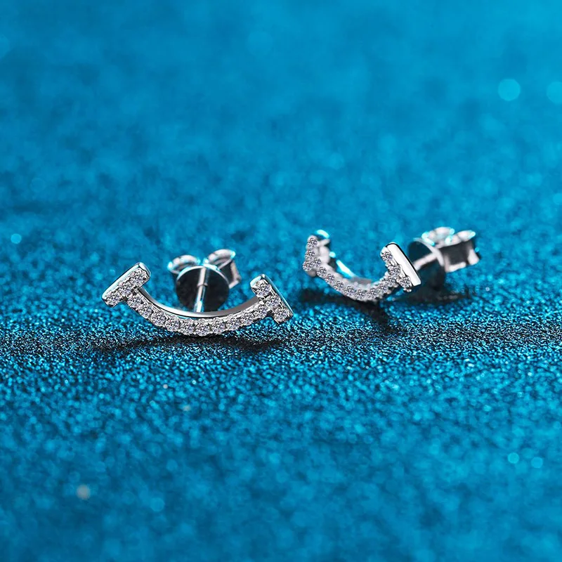 Фото Серьги LioraGem Sweet Smiling Moissanite, уникальные геометрические серьги-гвоздики с бриллиантами, платиновый стерлинговый серебряный сплав PT950, подарок для девушки №4