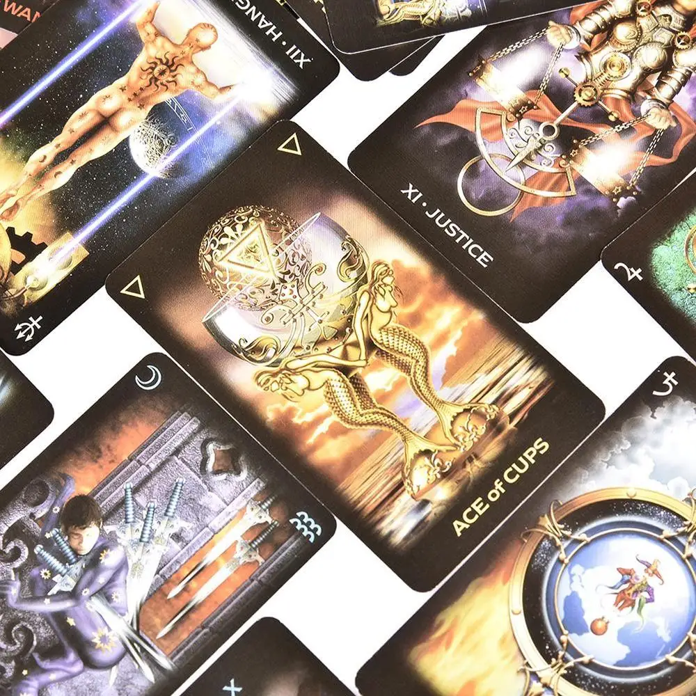 Таро дримс оф гайя. Tyldwick tarot галерея. Tyldwick tarot. Волшебница с картами таро. Таро терапия потоки вселенной.