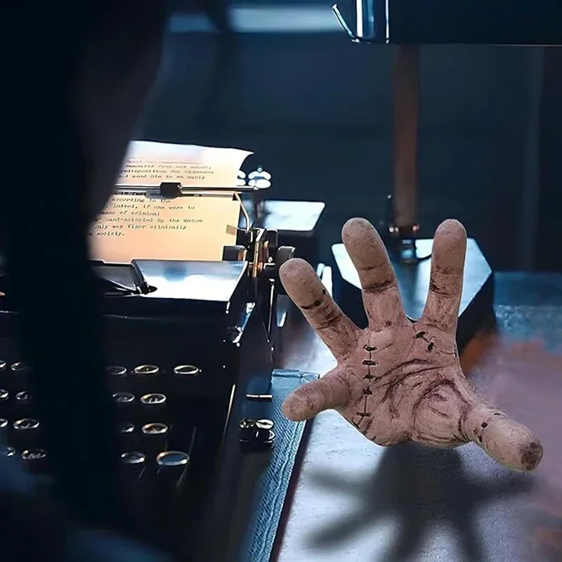 Реквизит ужасов на Хэллоуин 2024 сломанные руки ужас среда семья Адамс латексная