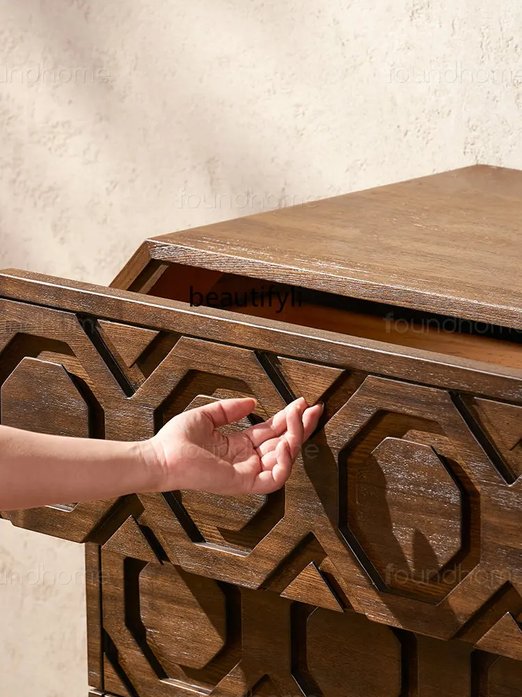 Шкаф-органайзер из массива дерева с тремя ведрами