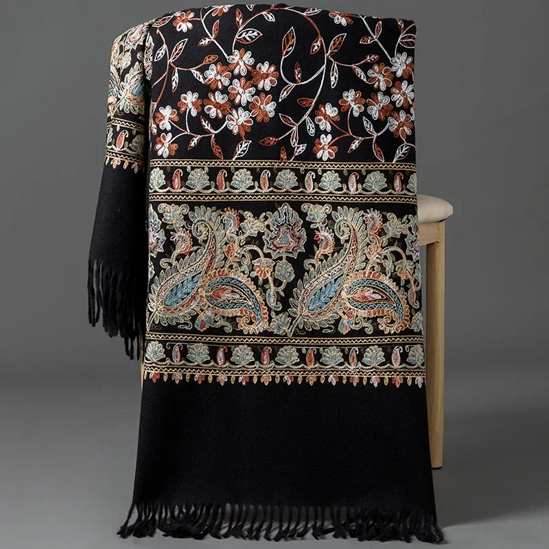 New Women Soft Winter Cashmere Scarf Embroidered Cashew Pashmina Luxury Brand Shawls and Wraps Echarpe Warm Scarves