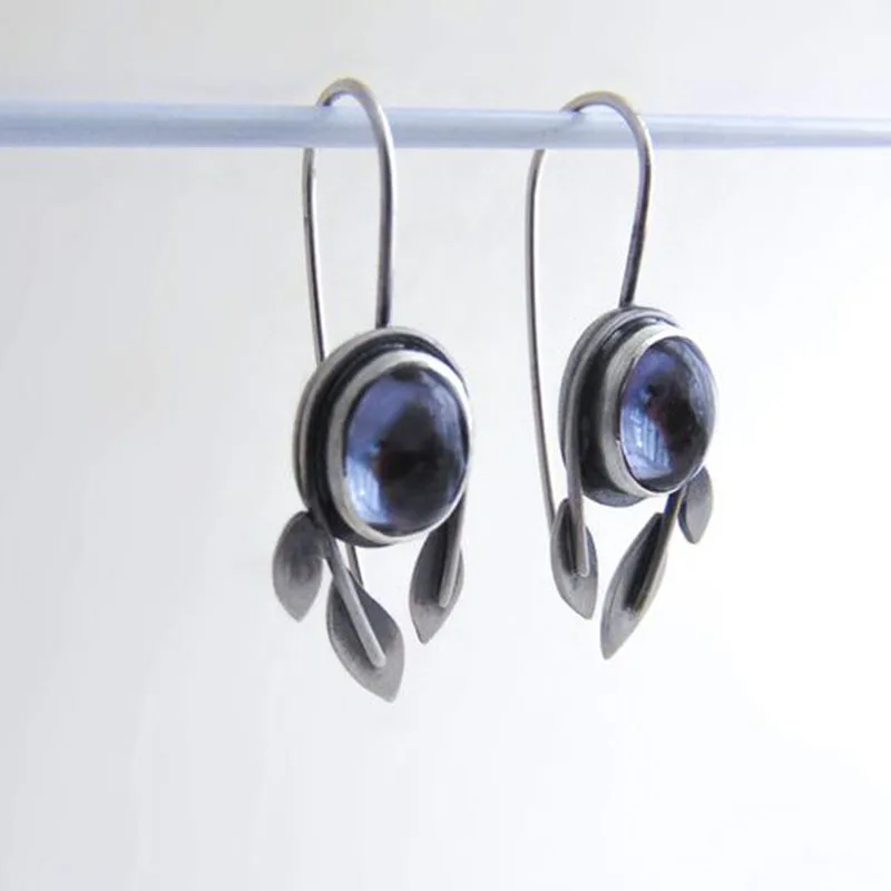

New Moonstone Round Plant Leaves Earrings Hook Pendant Earrings Suitable for 2023 Fashionable Women Earrings Accessories