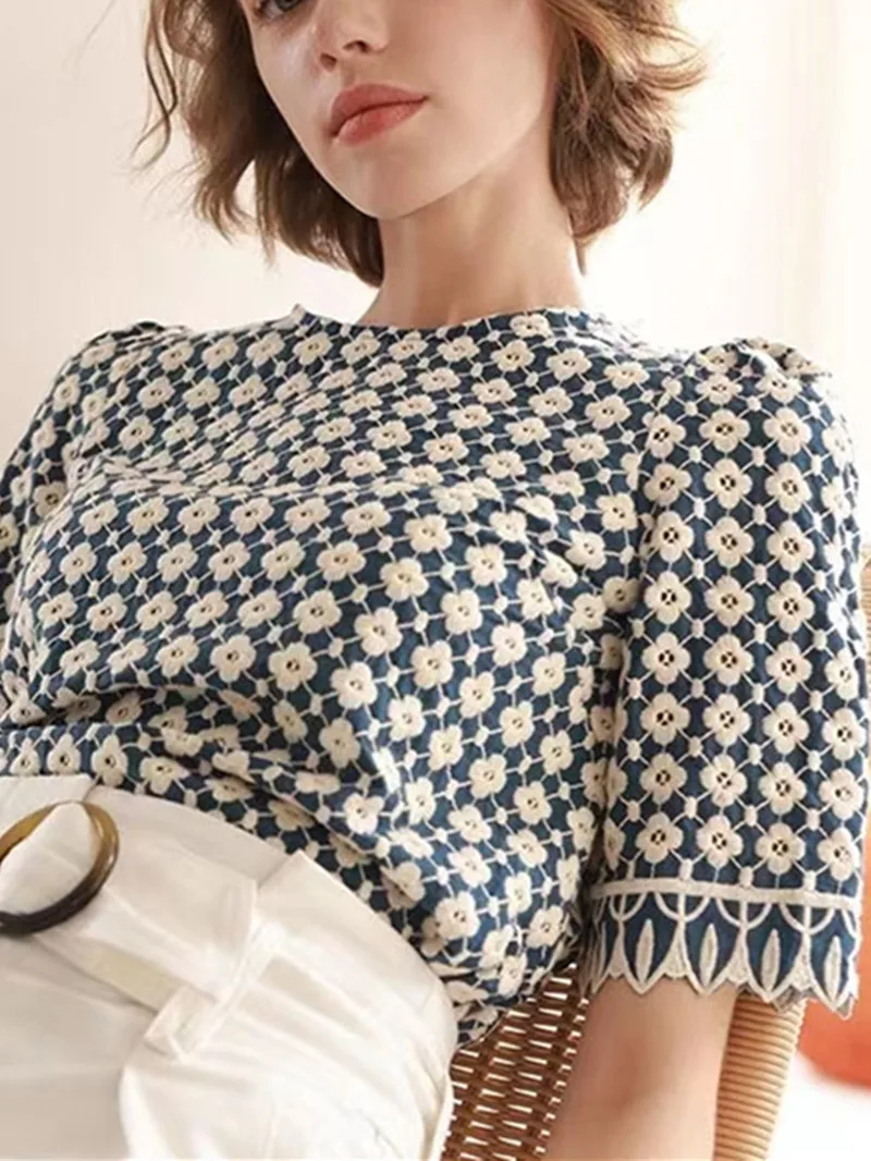 

Женская хлопковая блузка с цветочной вышивкой, элегантная приталенная блузка с рукавами-фонариками и кружевной отделкой, лето 2022
