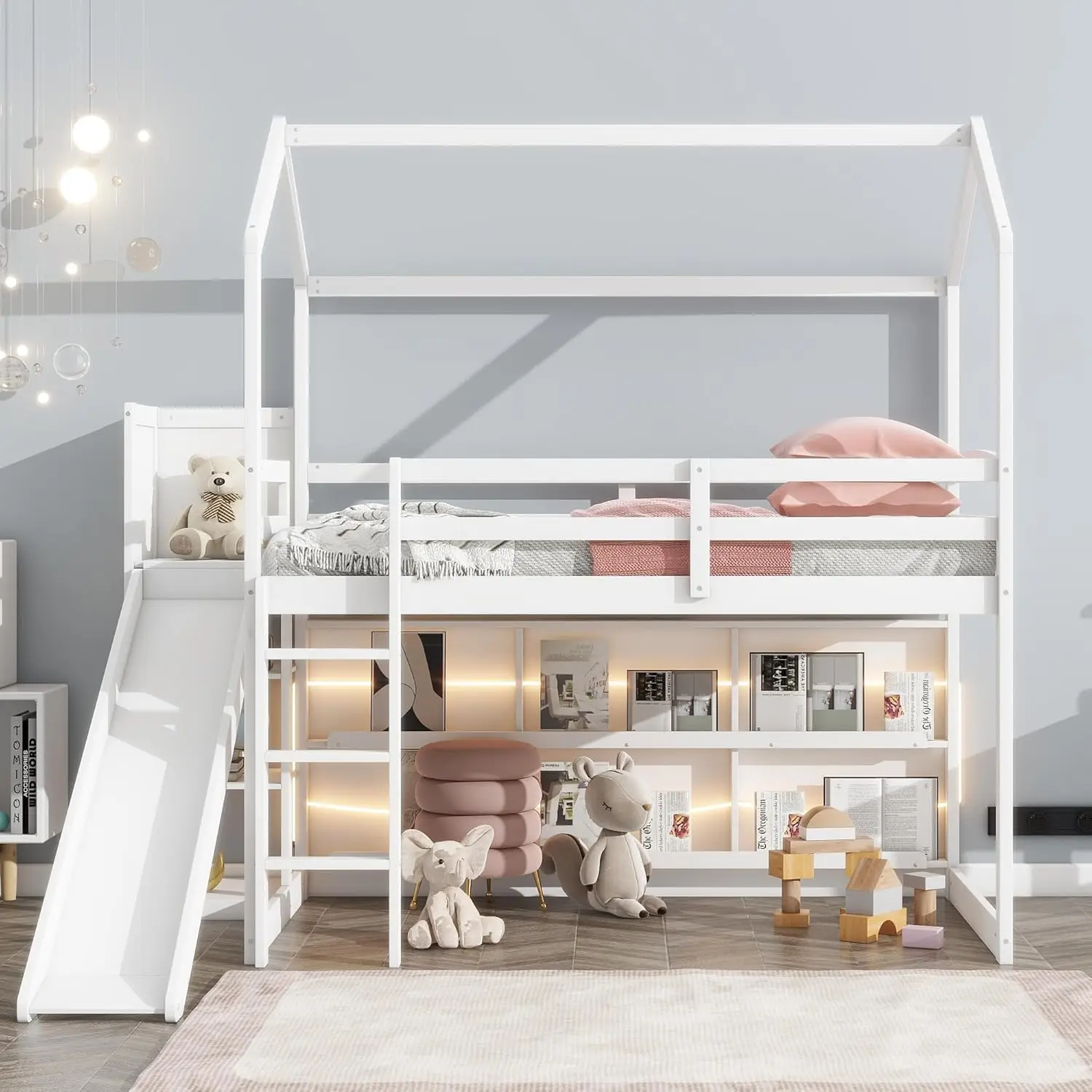 Фото Двухъярусная кровать-чердак Twin House с горкой, полками для хранения и подсветкой, деревянный каркас с крышей для детей - белая №3