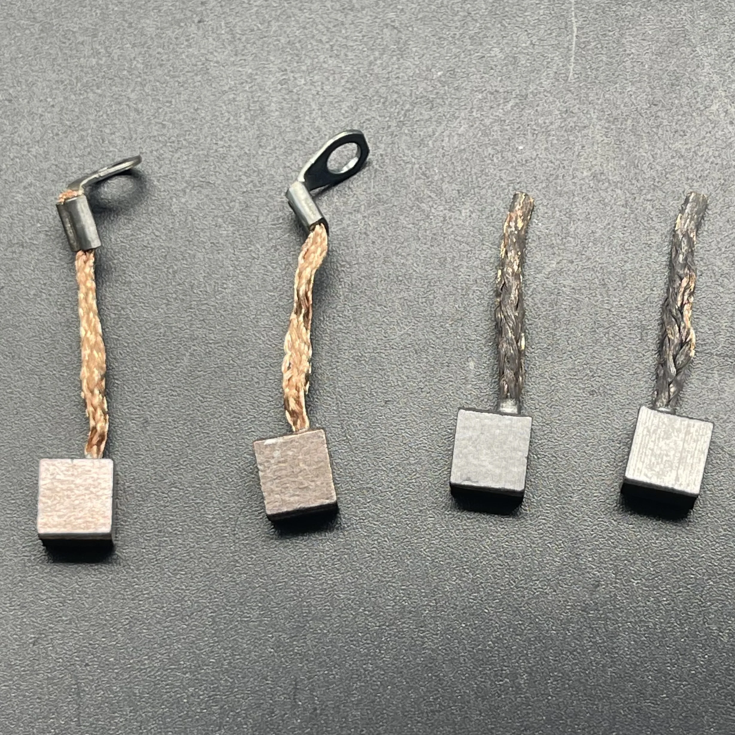 Carbon Brush for Motorcycle GY6-125 Princess 100 GS125 GN125 CBT125 DY100 Starter Motor