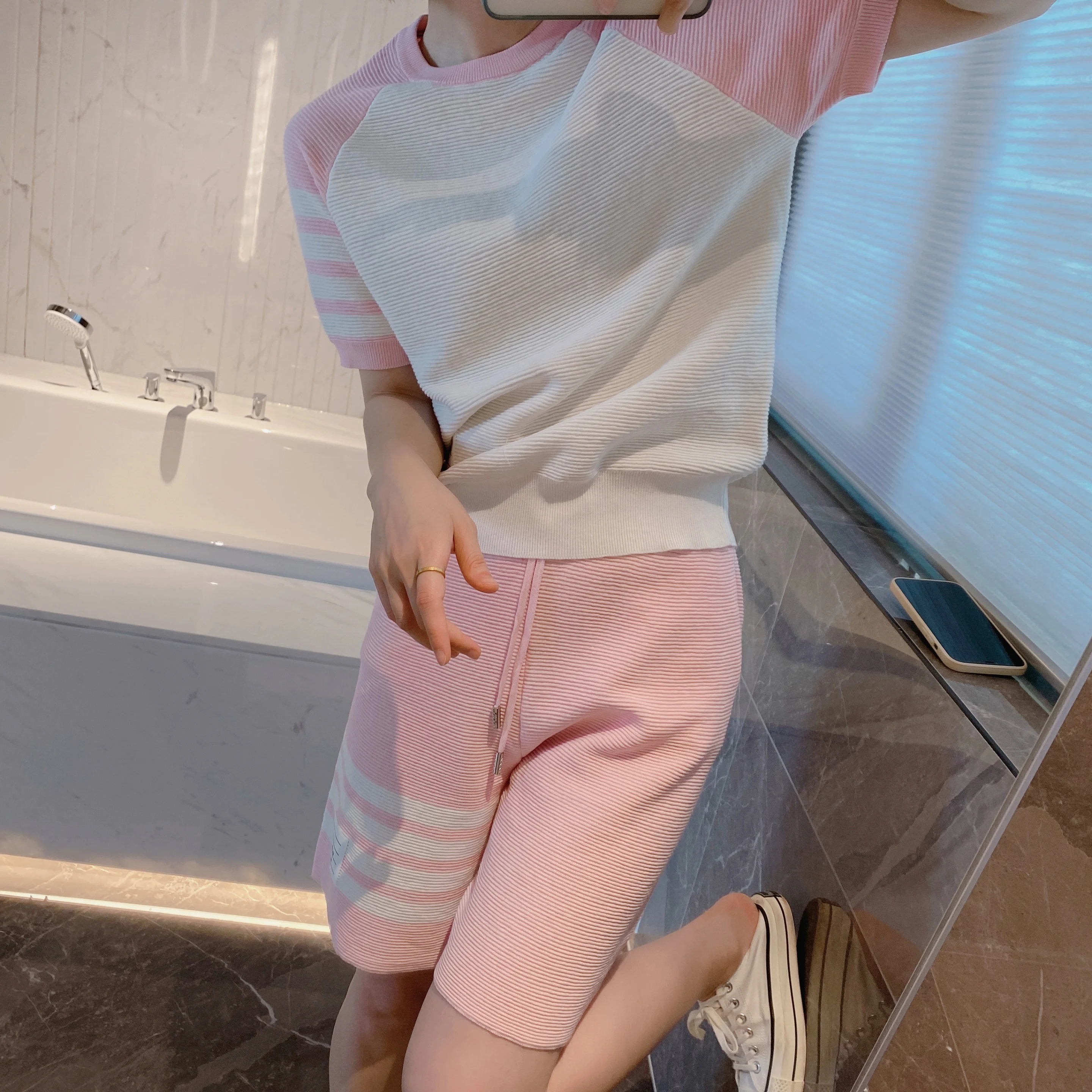 Light pink TB shorts suit knitted women's spring and summer round neck short-sleeved five-point sports shorts two-piece tide