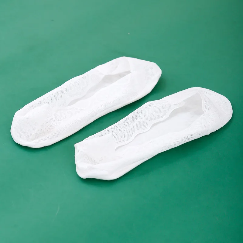 Spring and Summer Thin Seamless Invisible Women's Lace Ankle Socks Silicone Non-Slip Tight Cotton Socks Breathable