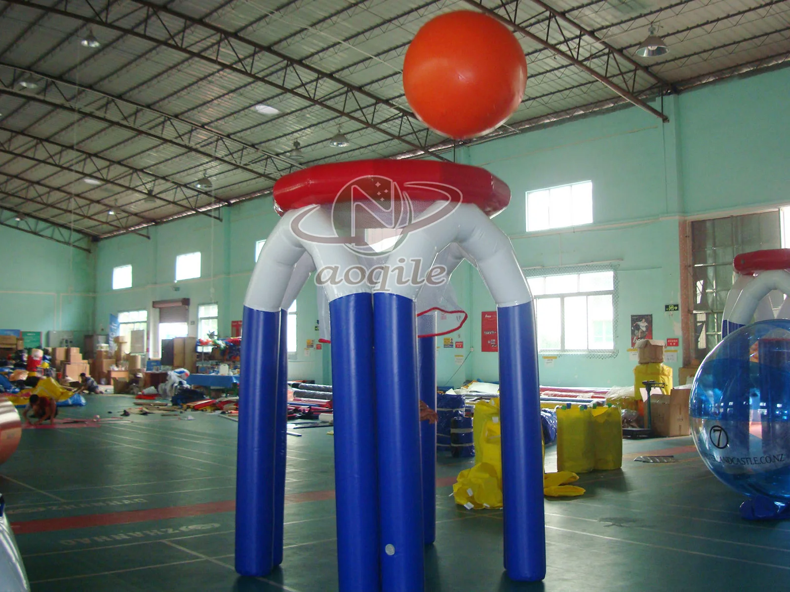 Высококачественная популярная надувная игра для баскетбольного кольца Bungee Run