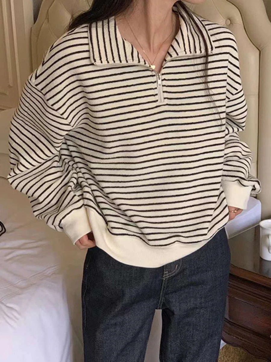 

2022 Striped Classic Sweatshirt Women Autumn Winter Turn Down Collar Zipper Pullovers Tops Fashion Simple Ladies Sweatshirts