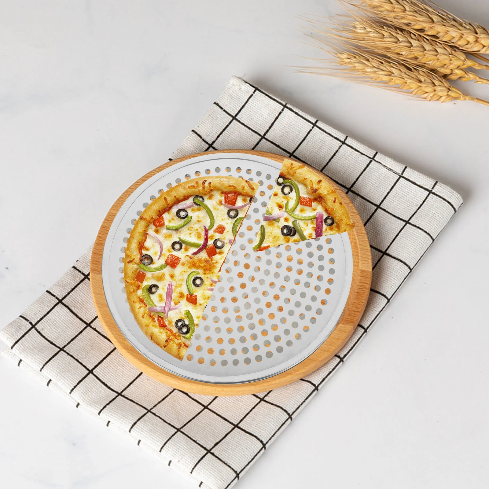

Round Pizza Pan Aluminium Alloy Pizza Tray Round Perforated Pizza Baking Tray Pan with Holes for Home Oven Nonstick Roasting Net