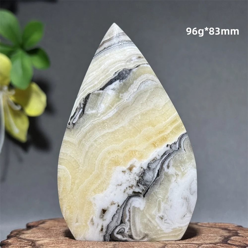 

Кварц в полоску, кальцит, свободная форма