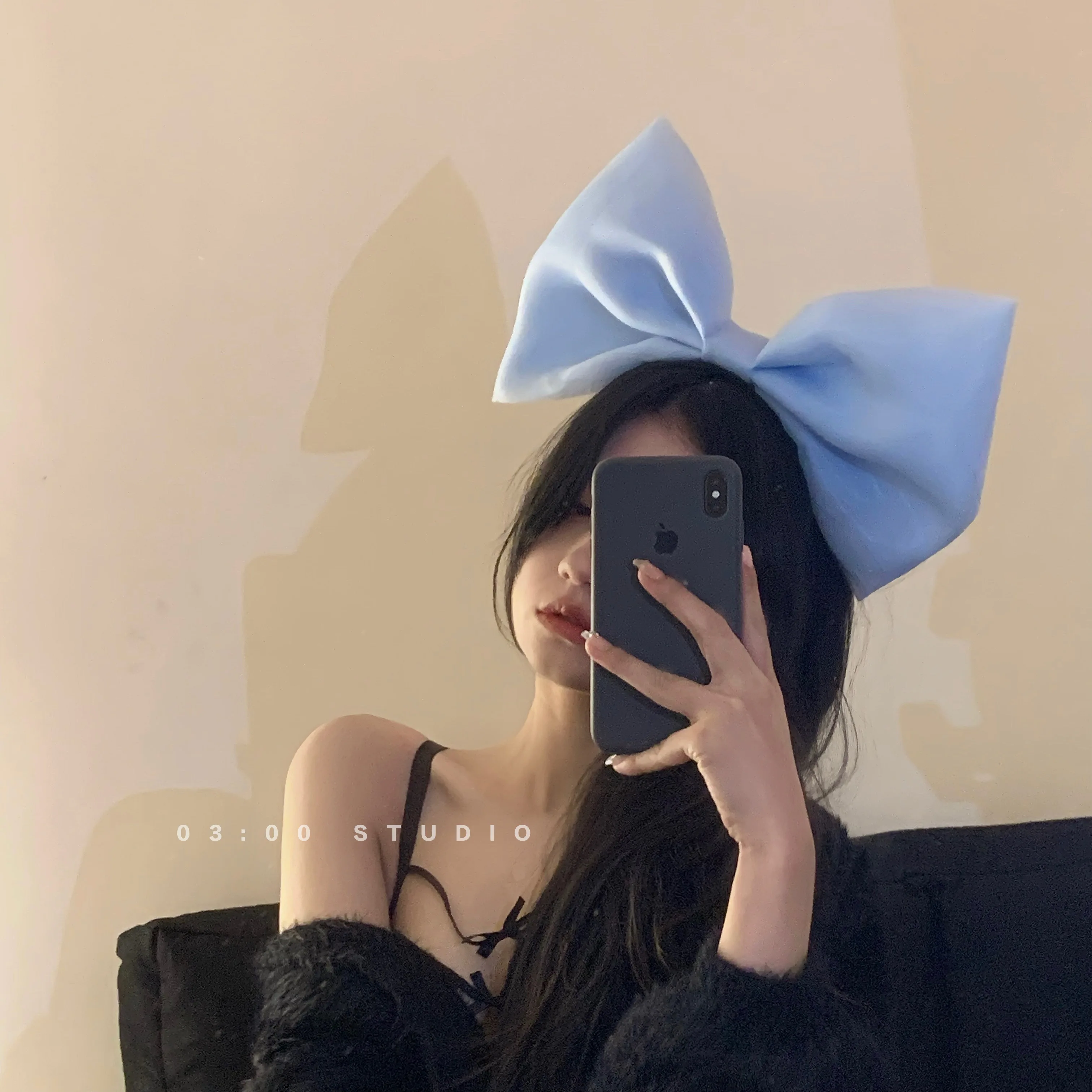 

It's sweet to my heart! Small and large three-dimensional mesh bow hair hoop sweet white head hoop Show Headwear