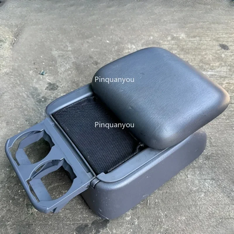 2700 3400 LC95 LC90 Высококачественный подлокотник с крышкой, подстаканником и отсеком для хранения (art.: 3920dab06e341) - 3920dab06e341