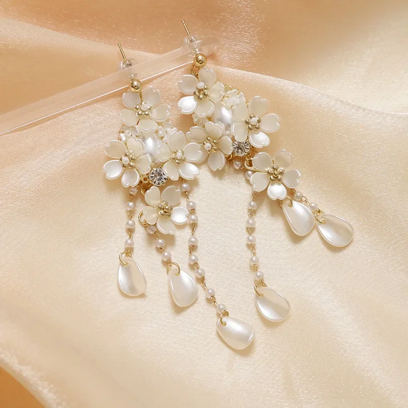 Серьги с жемчужными кисточками Boucle D'oreille Femme для женщин французские