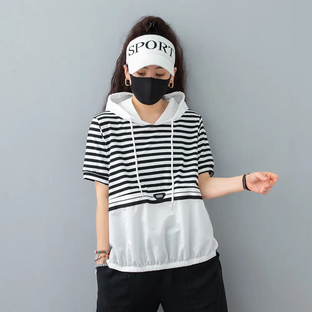 

Summer New Korean Fashion Women Short Sleeve Loose T-shirt Patchwork Stripe Hooded Casual Tee Shirt Femme Cotton Tops E26