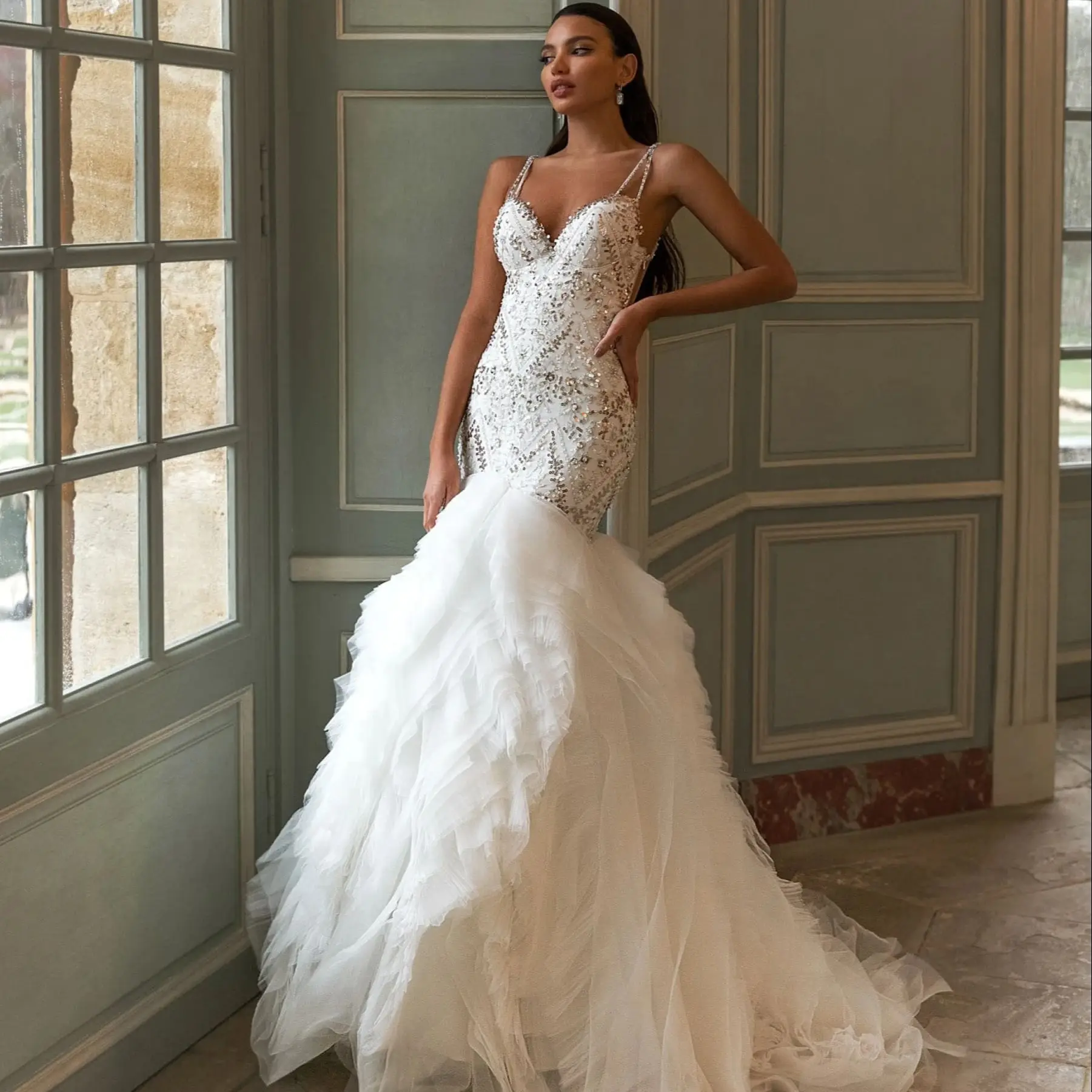 

Modern Mermaid Wedding Dress Sweetheart Spaghetti Straps Sequined Illusion Back Bridal Gown Tiered Ruffles Vestidos De Novia