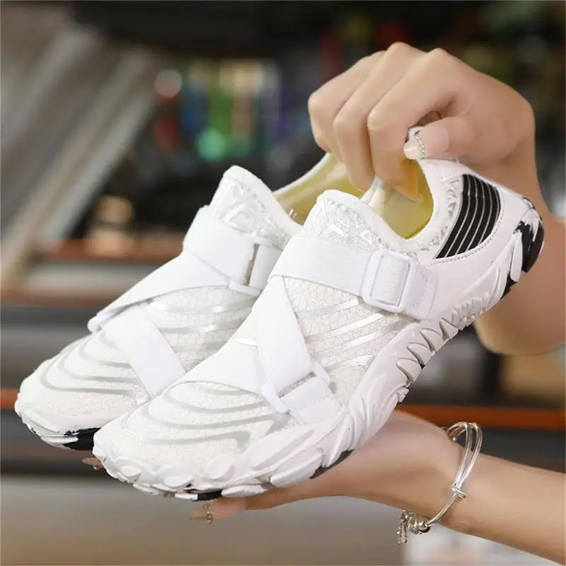 Unisex Summer Water Shoes Women's Barefoot Beach Shoes Breathable Pair Trainers Quick Drying Swimming Fitness Shoes