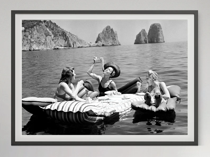 

Черно-белая фотопечать на холсте "Велосипед, серфинг, пляж"