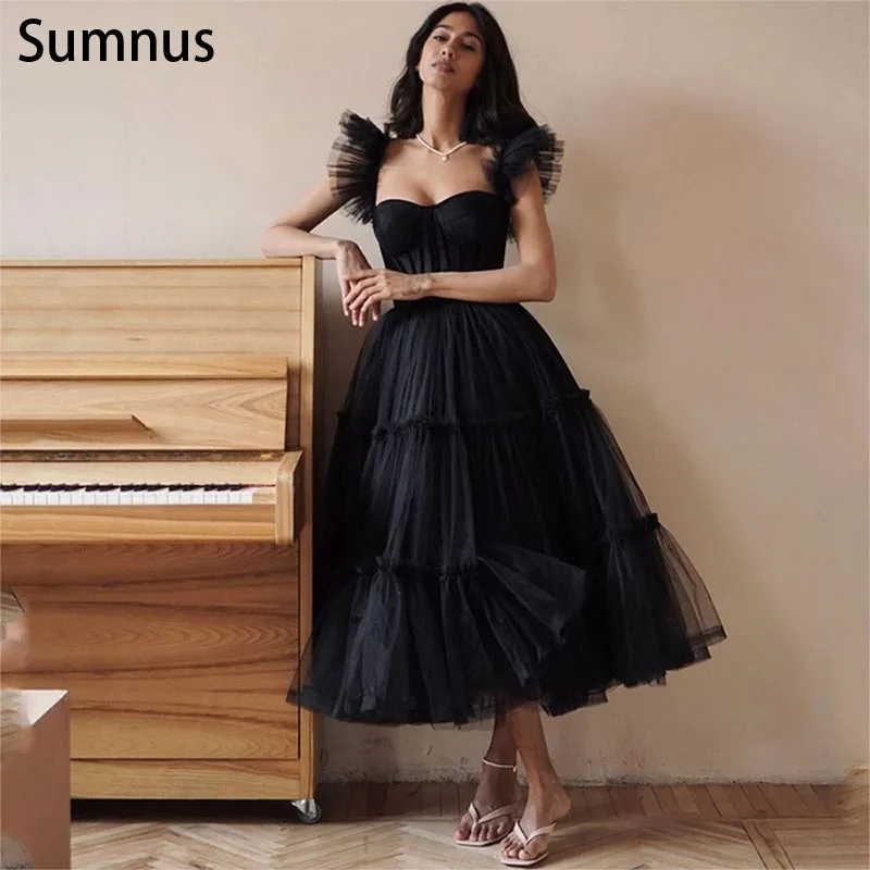 

Sumnus Black Simple Prom Dresses Spaghetti Straps Tiered Tulle Prom Gowns Exposed Boning A-Line Tea-Length Wedding Party Dresses