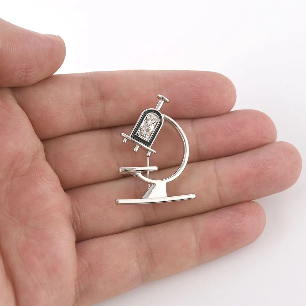 Fashion Classic Golden Alloy Microscope Medical Brooch Inlaid Natural Zircon Crystal Quality Lapel Pins Badge Jewelry For Doctor | Украшения