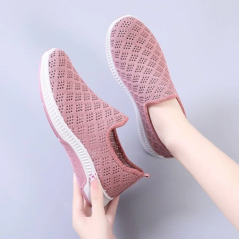 

2022 New Summer Korean Mesh Comfortable Women Shoes Breathable Hollow Sports Walking Sneakers Casual Flat Ladies Solid Shoes