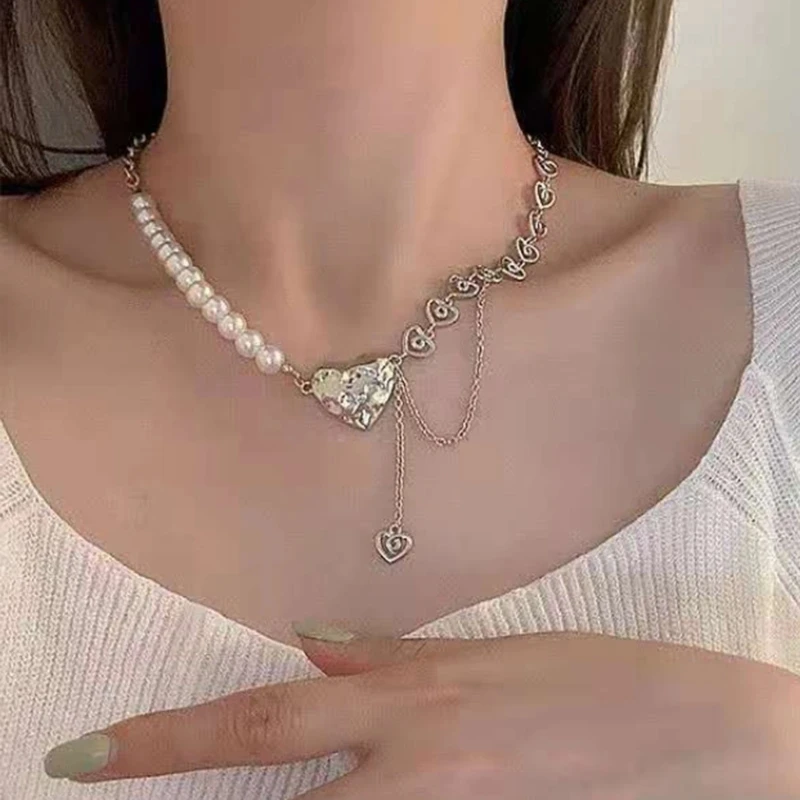

Punk Vintage Choker Spliced Love Heart Pendant Simulated Pearl Beads Necklace