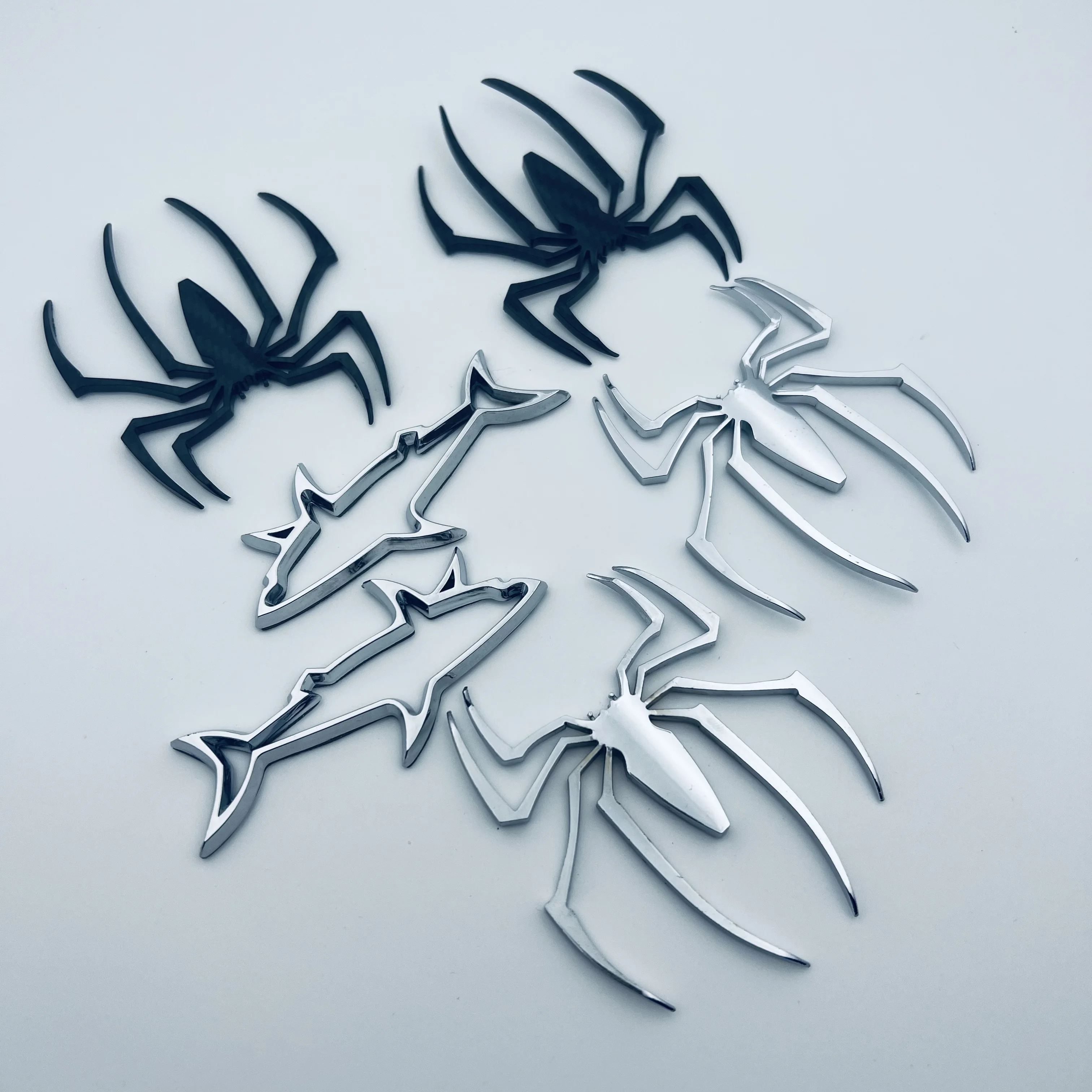 

1X3D sticker ABS popular new car spider shaped shark shaped SPORT car badge sticker design accessory, suitable for any new car
