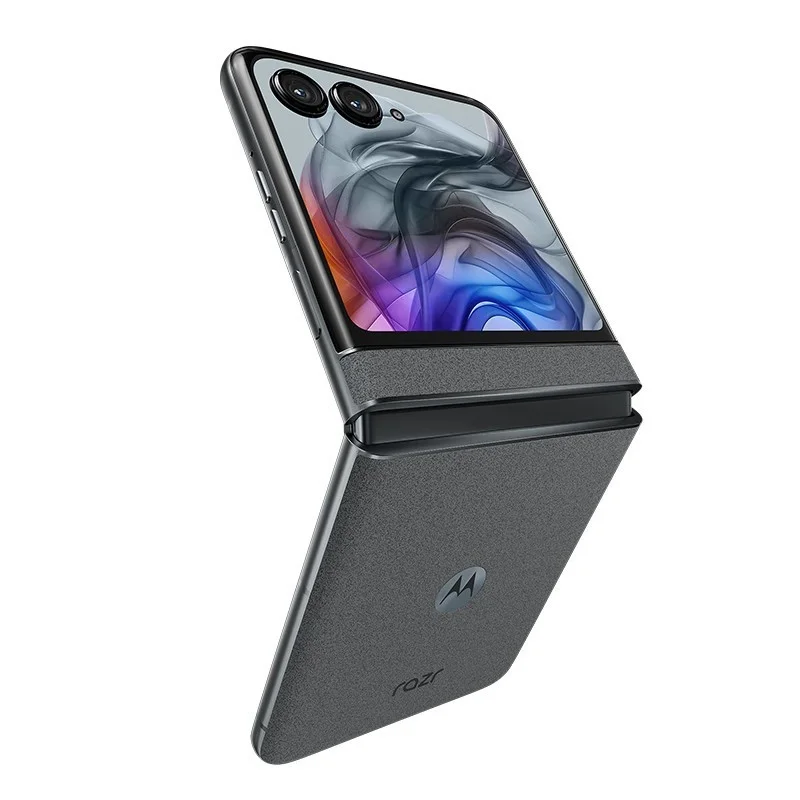 Фото Оригинальный смартфон Motorola Moto Razr 50 5G с NFC, 8 ГБ+256 ГБ памяти, 120 Гц LTPO AMOLED дисплеем 6.9'', процессором Tianji 7300X. №2
