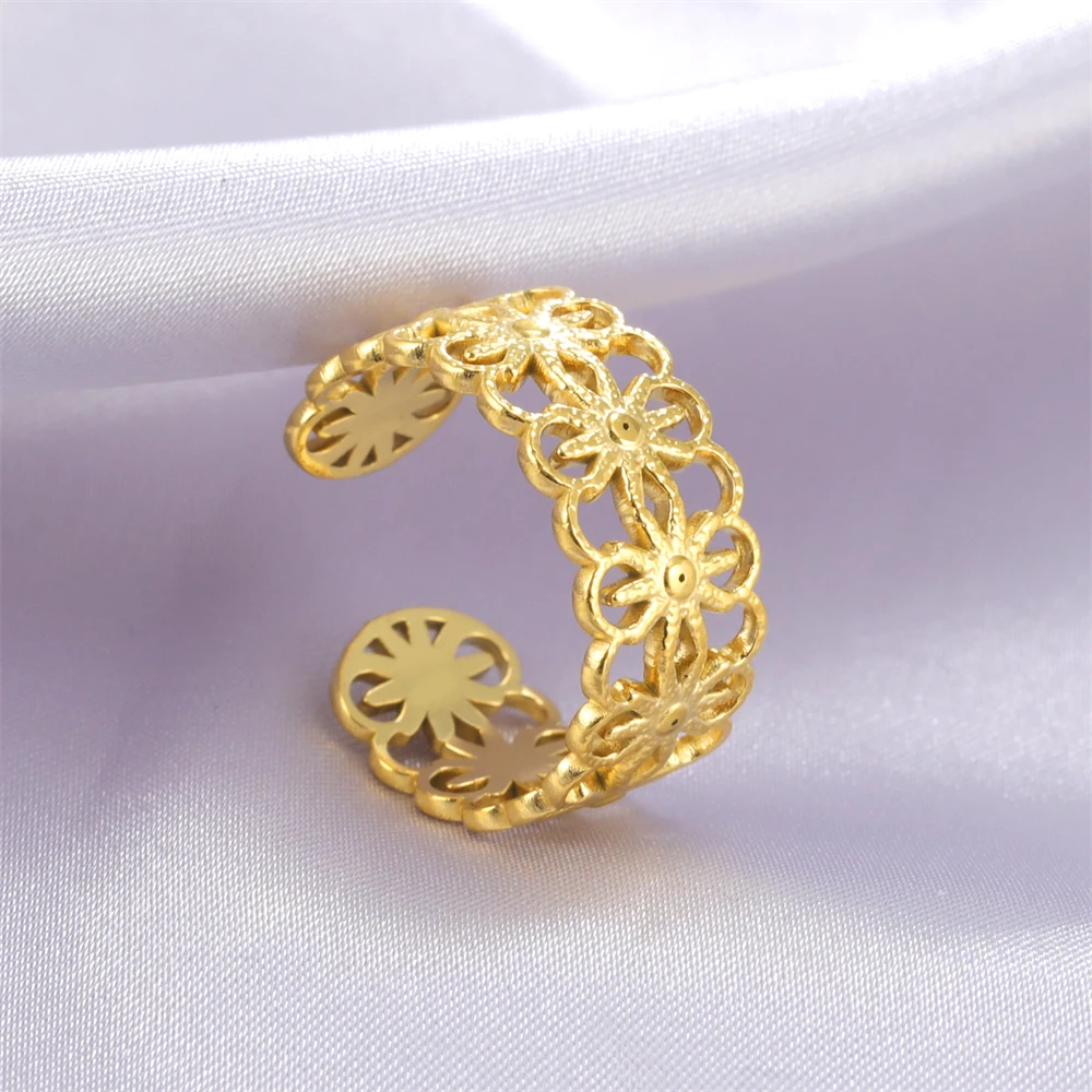 

COOLTIME Sun Flower Oepn Adjustable Rings for Women Stainless Steel Female Finger Ring Jewlery Engagement Anniversary Gift