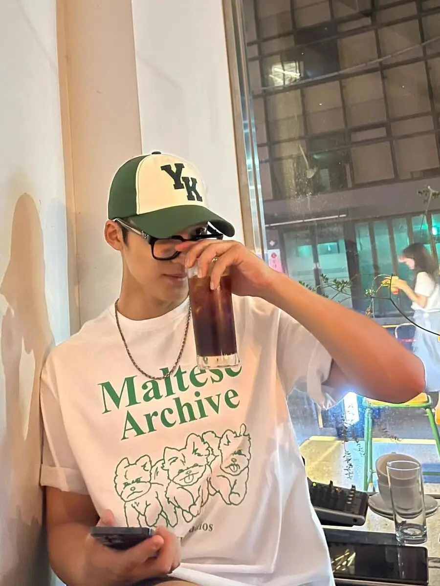 

Футболка Mingyu в Корейском стиле для мужчин и женщин, брендовая модная Роскошная хлопковая с принтом собаки, одежда с короткими рукавами в стиле K-POP, на лето