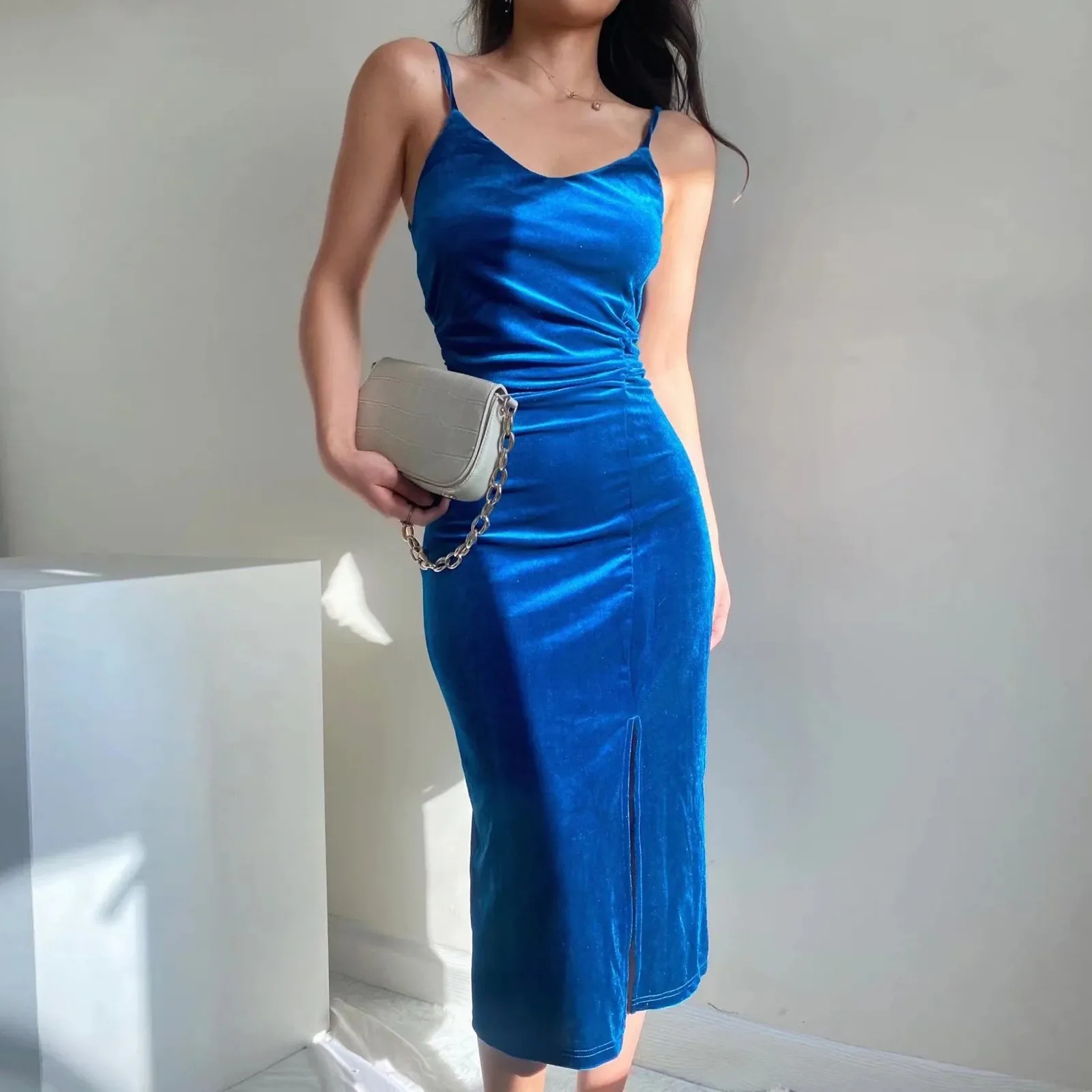 

Прямое женское платье, модное однотонное платье на бретельках, облегающее длинное домашнее платье с разрезом, модное платье без бретелек