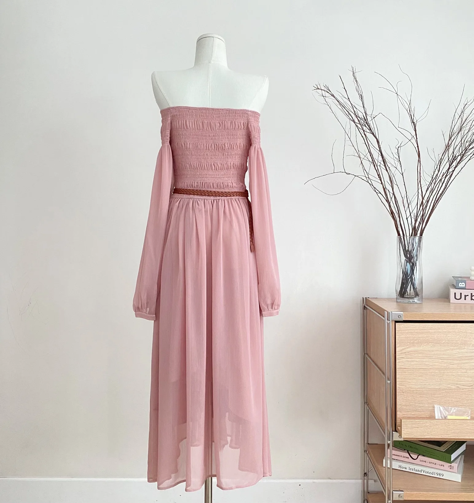 Женское длинное платье с открытыми плечами Xu I ослепительное розовое Zhao Lusi