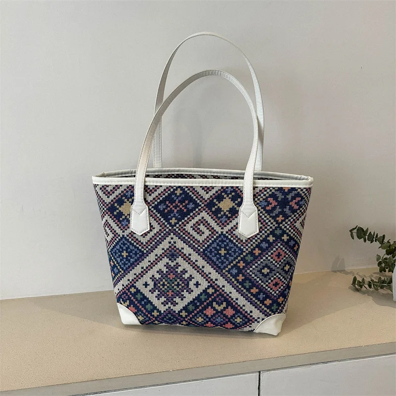 Hit Color Diamond Lattice Women's Ethnic Minority Woven One-Shoulder 2023 New Versatile Retro Portable Bucket Bag